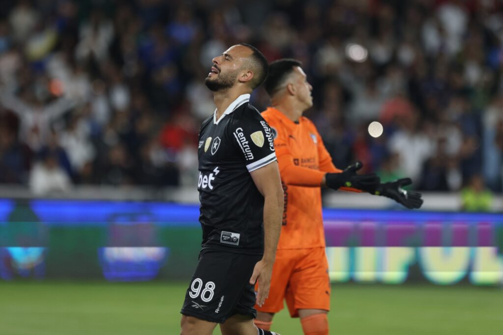 Botafogo eliminado da Libertadores 2025 em Quito